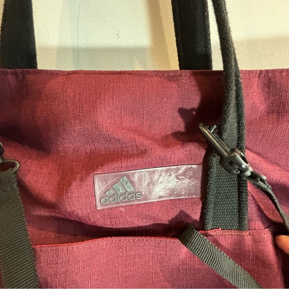 ADIDAS Gym Bag with Yoga Mat Straps Lined Interior Pocket Tote Style - Picture 5 of 12